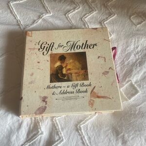 A gift for mom set